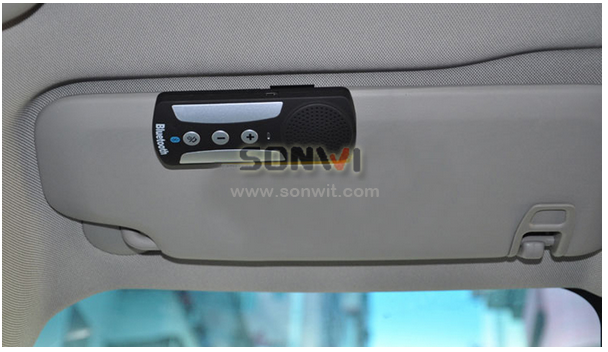  Car Kit Speakerphone Speaker For iPhone Samsung Smartphone with Sun Visor Clip & Car Charger